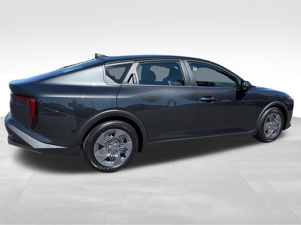 New 2026 Kia K4 FWD image 7