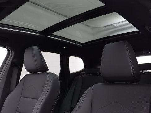 New 2026 BMW X1 xDrive28i w/ Convenience Package image 12