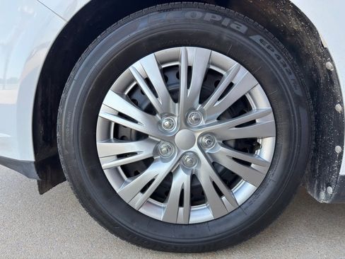 Used 2013 Ford Fusion S FWD image 21