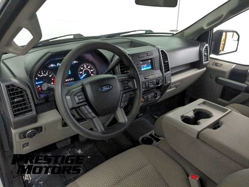 Used 2017 Ford F150 XLT AWD/4WD image 16
