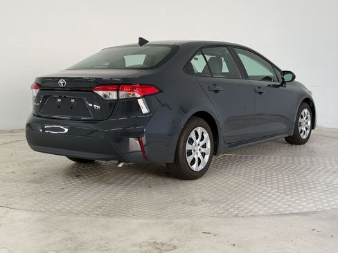 Used 2025 Toyota Corolla LE FWD image 9