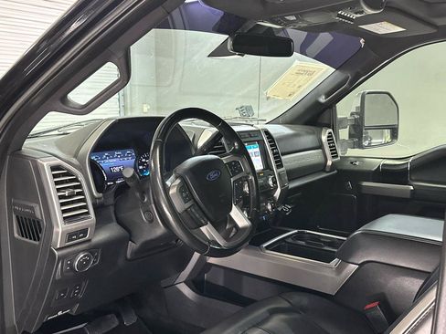Used 2019 Ford F350 Platinum w/ Platinum Ultimate Package AWD/4WD image 21