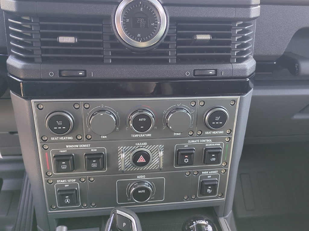 Used 2025 INEOS Grenadier Quartermaster AWD/4WD image 21