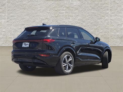 New 2027 Audi Q6 e-tron Premium Plus AWD/4WD image 7