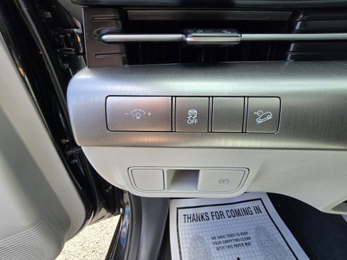Used 2024 Hyundai Kona SEL image 18