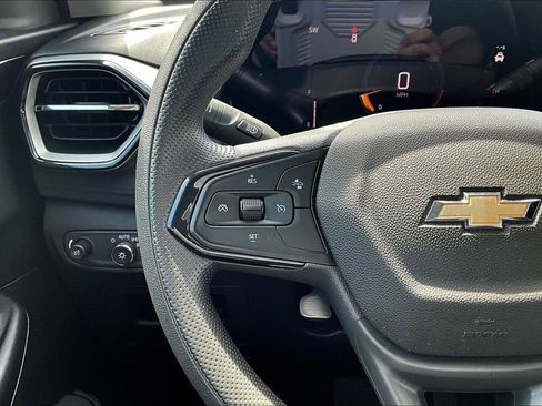Used 2024 Chevrolet TrailBlazer LT AWD/4WD image 10