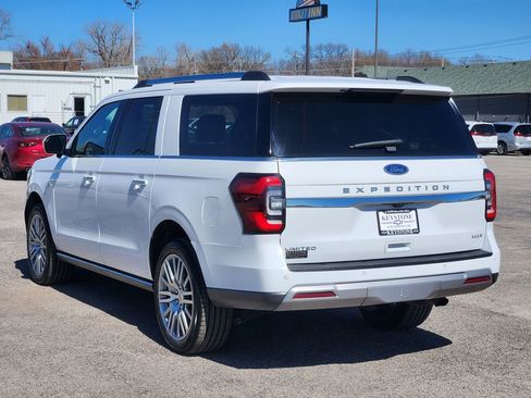 Used 2023 Ford Expedition Max Limited image 7