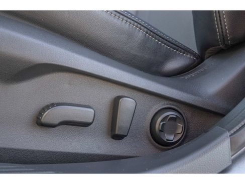 Certified 2025 Subaru Outback Limited AWD/4WD image 16