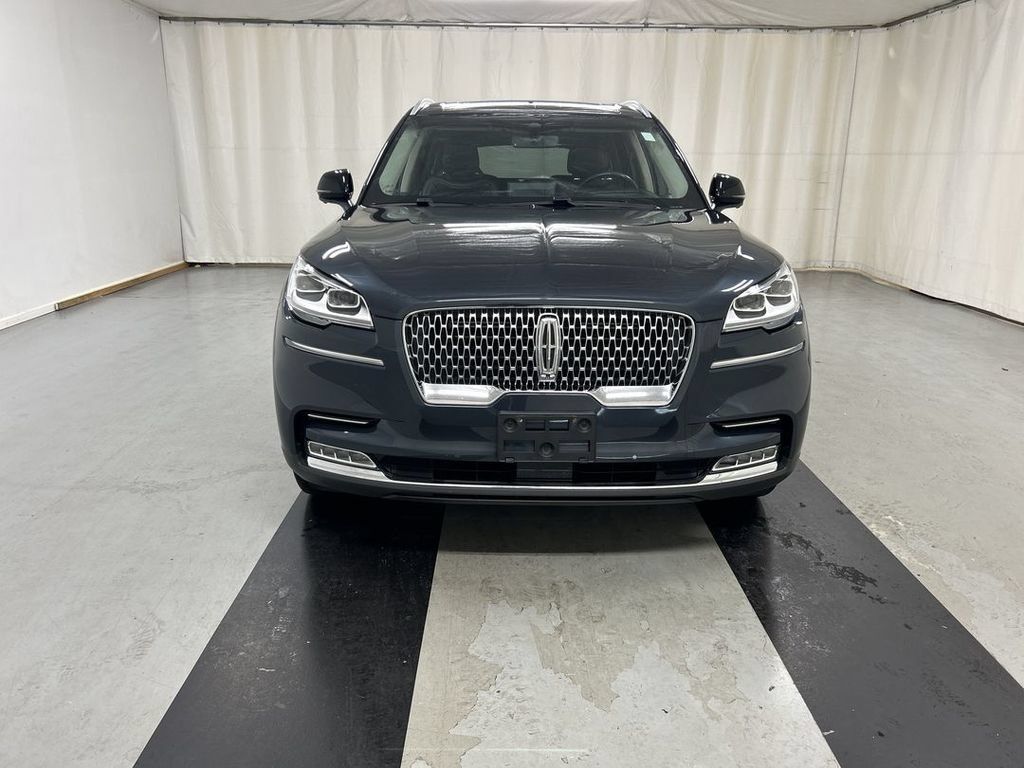 Used 2021 Lincoln Aviator Reserve w/ Equipment Group 201A AWD/4WD image 3