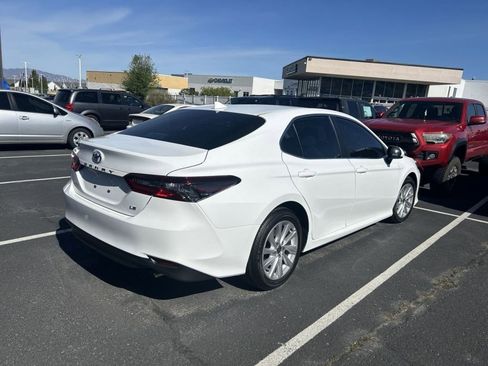 Used 2023 Toyota Camry LE image 6
