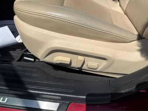 Used 2019 Subaru Outback 2.5i Limited AWD/4WD image 18