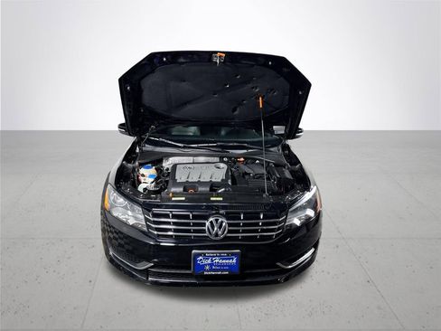 Used 2013 Volkswagen Passat TDI SE image 21
