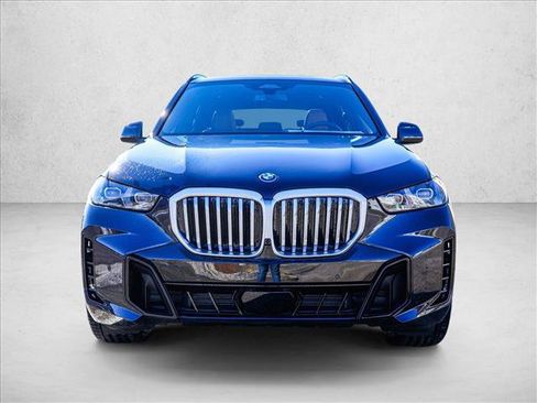 Used 2026 BMW X5 xDrive50e w/ M Sport Package AWD/4WD image 2