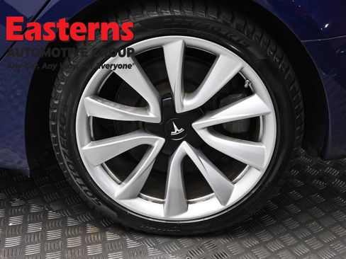 Used 2018 Tesla Model 3 Long Range image 8