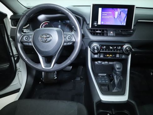 Used 2023 Toyota RAV4 XLE w/ Convenience Package AWD/4WD image 33