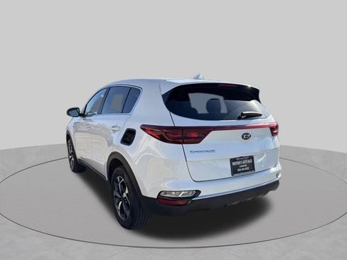 Used 2022 Kia Sportage LX AWD/4WD image 4