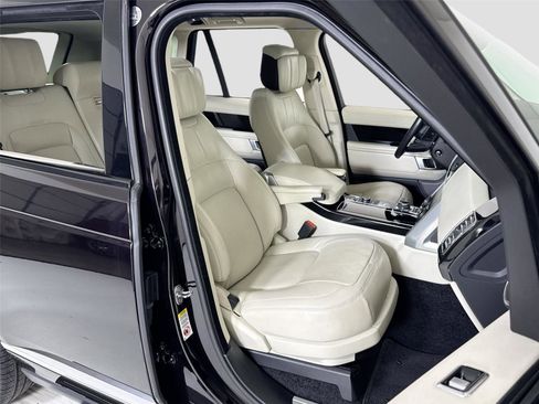 Used 2020 Land Rover Range Rover HSE AWD/4WD image 32