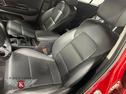 Used 2020 Kia Sportage EX image 13