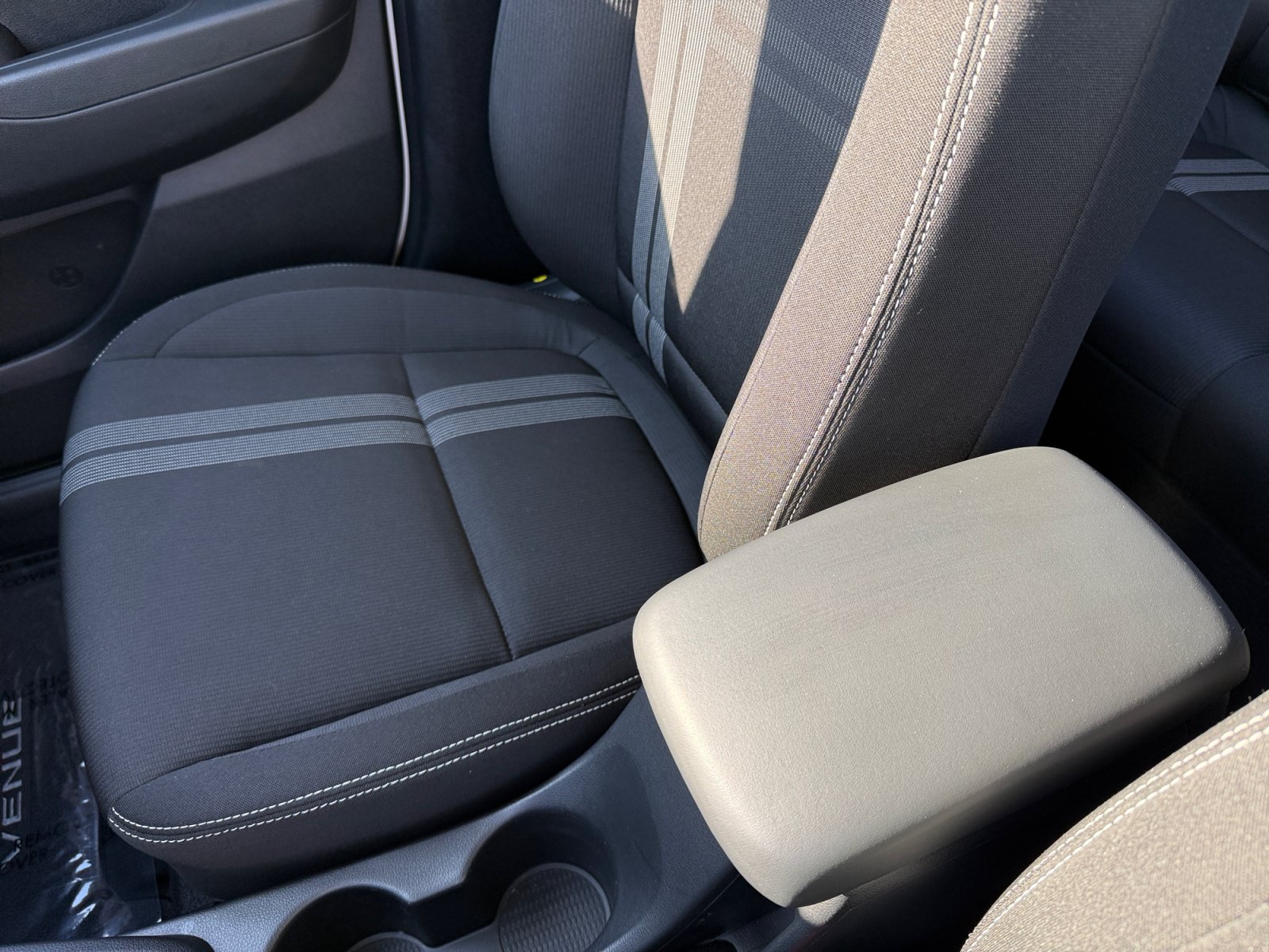 Certified 2026 Hyundai Venue SEL FWD image 14
