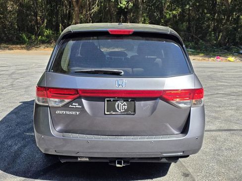 Used 2014 Honda Odyssey Touring Elite image 3
