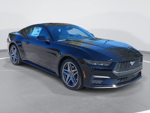 New 2026 Ford Mustang Coupe image 3