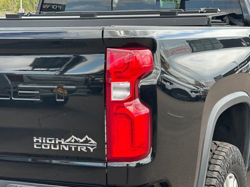 Used 2023 Chevrolet Silverado 3500 High Country w/ Z71 Off-Road Package AWD/4WD image 25