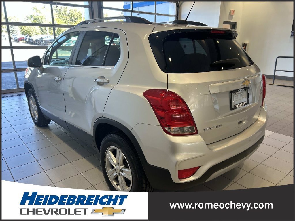 Used 2019 Chevrolet Trax LT w/ LT Convenience Package AWD/4WD image 5