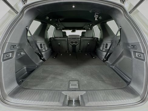 Certified 2025 Honda Pilot Black Edition image 36