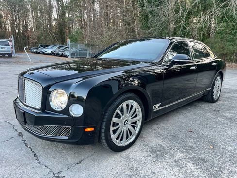 Used 2014 Bentley Mulsanne image 2