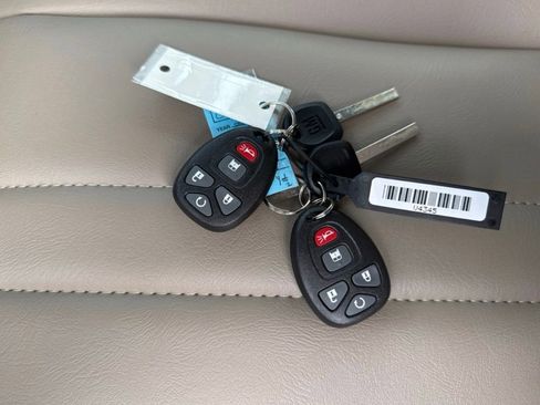 New 2025 Chevrolet Express 2500 Work Van w/ Driver Convenience Package image 27