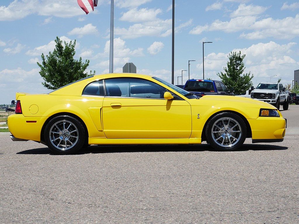 Used 2004 Ford Mustang Cobra RWD image 6