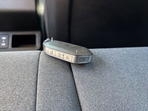 Used 2025 Kia K4 FWD image 20