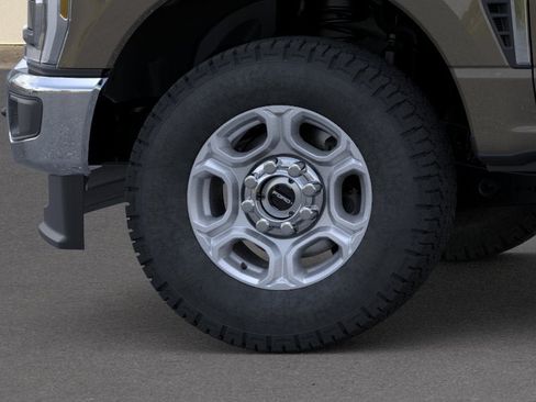 New 2026 Ford F250 XLT w/ XLT Premium Package AWD/4WD image 41
