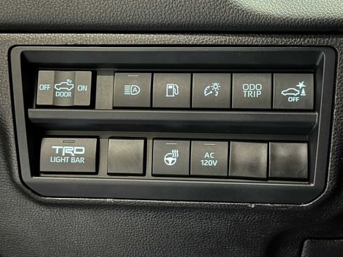 Used 2025 Toyota Tundra TRD Pro AWD/4WD image 18