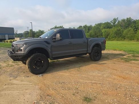 Used 2020 Ford F150 Raptor w/ Equipment Group 802A Luxury AWD/4WD image 3