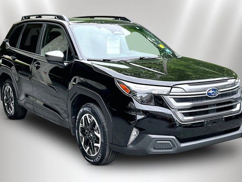 Certified 2025 Subaru Forester Premium w/ Convenience Package #2 AWD/4WD image 1