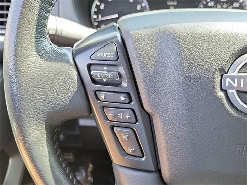 Certified 2023 Nissan Frontier SV w/ SV Convenience Package image 4