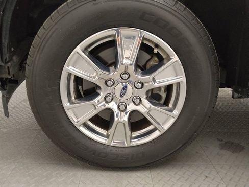 Used 2017 Ford F150 XLT w/ Equipment Group 302A Luxury image 31