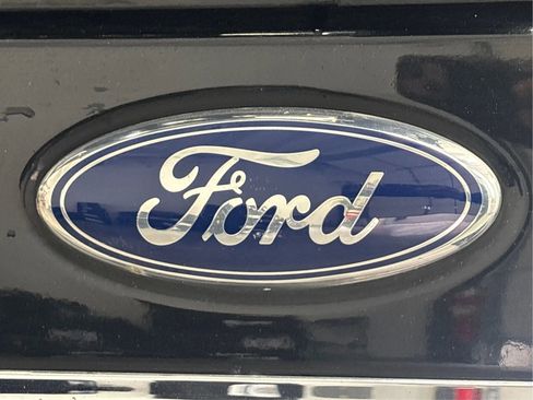 Used 2012 Ford Expedition Limited image 36