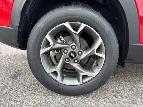 New 2026 Chevrolet Trax LT image 31