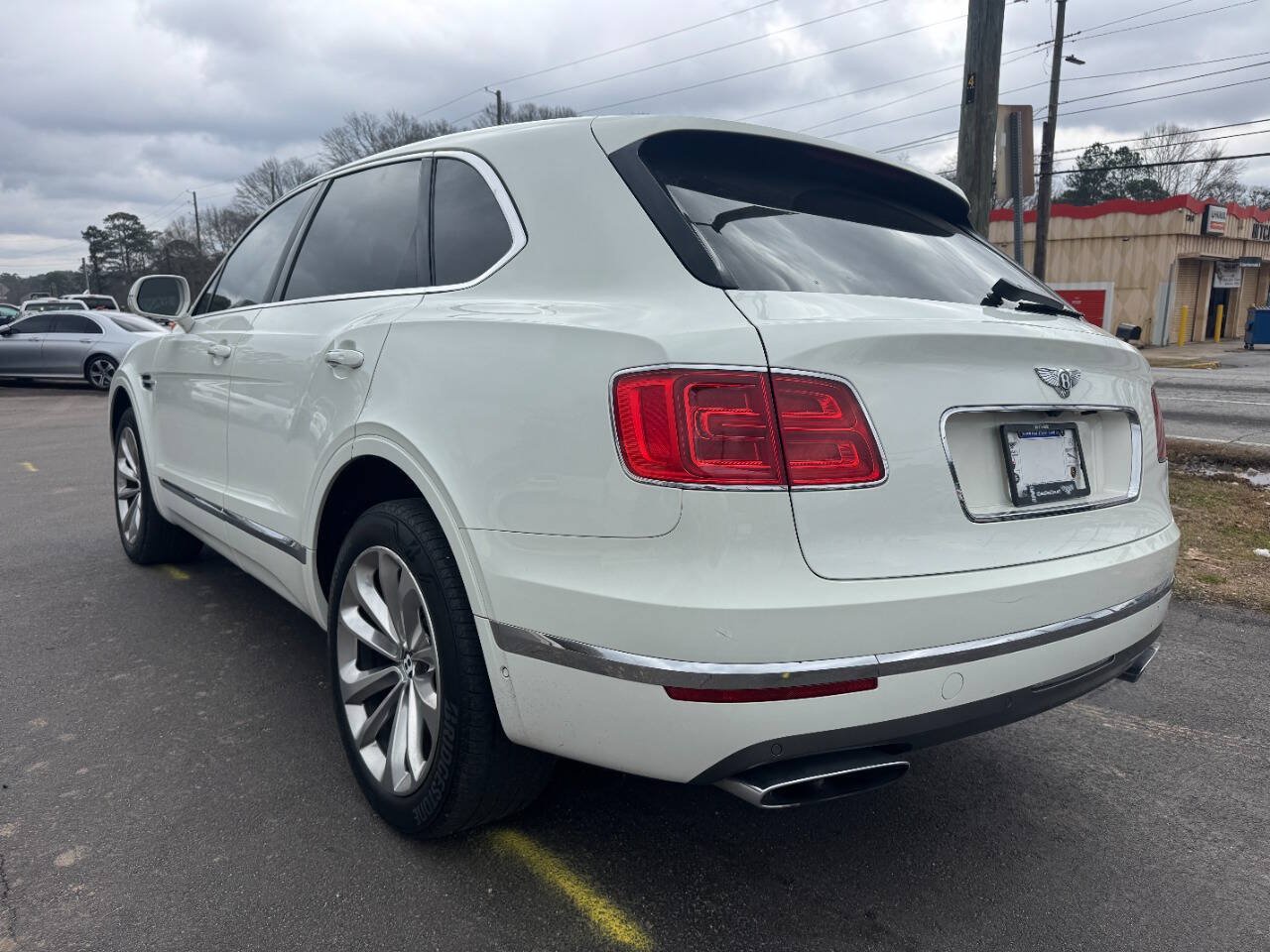 Used 2018 Bentley Bentayga AWD/4WD image 4