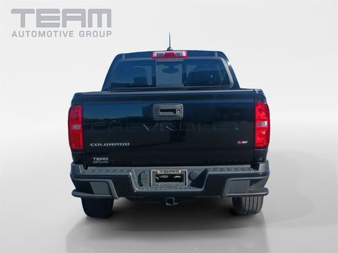 Used 2022 Chevrolet Colorado LT w/ Luxury Package image 6