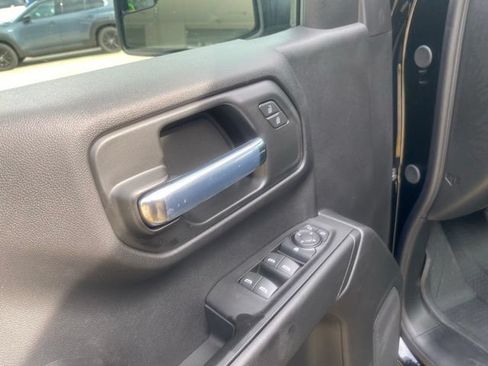 New 2026 Chevrolet Silverado 1500 W/T w/ WT Value Package AWD/4WD image 15