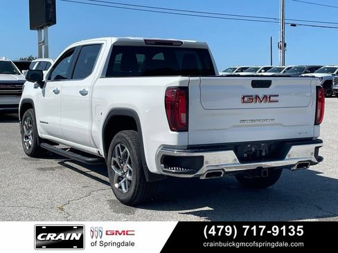 Used 2022 GMC Sierra 1500 SLT w/ SLT Convenience Package AWD/4WD image 5
