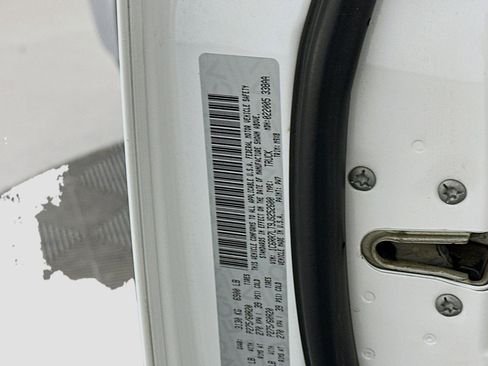 Used 2018 RAM 1500 Big Horn image 12