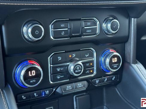 Certified 2022 GMC Yukon AT4 w/ Max Trailering Package AWD/4WD image 25