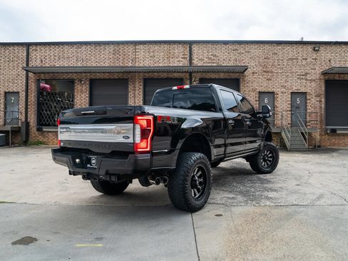 Used 2018 Ford F350 Platinum w/ Platinum Ultimate Package AWD/4WD image 2