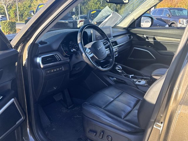 Used 2022 Kia Telluride EX FWD image 3