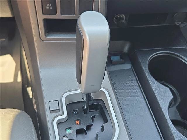 Used 2017 Toyota Sequoia Limited w/ Safety & Convenience Package RWD image 11