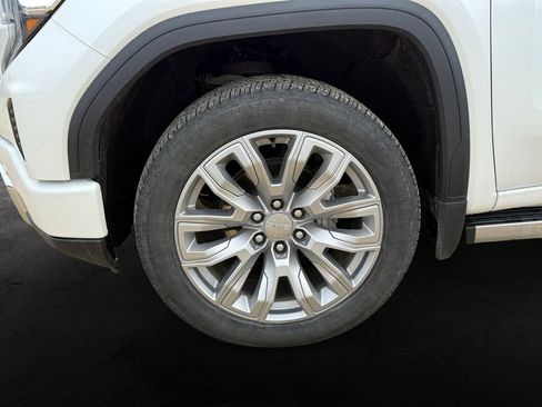 Used 2025 GMC Sierra 1500 Denali w/ Denali Reserve Package AWD/4WD image 13